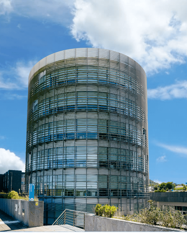 Torre Xtela en el PCTCAN donde están las oficinas de DDS