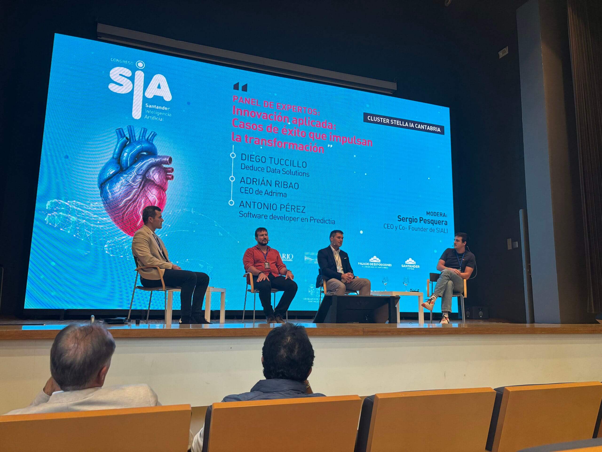 Diego Tuccillo en mesa redonda del Summit de Inteligencia Artificial Santander organizado por El Diario Montañés octubre 2025